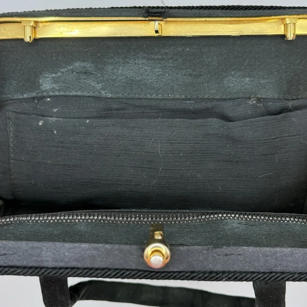 Vtg Cesare Piccini Black Bag Embroidered Motif Push Lock Made in Italy‎ *read